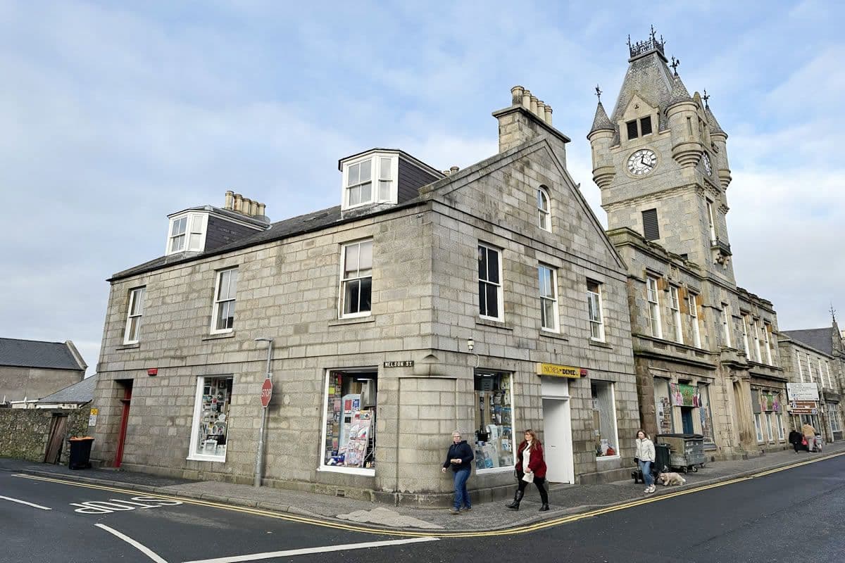 5 Bedroom Flat LOT 36