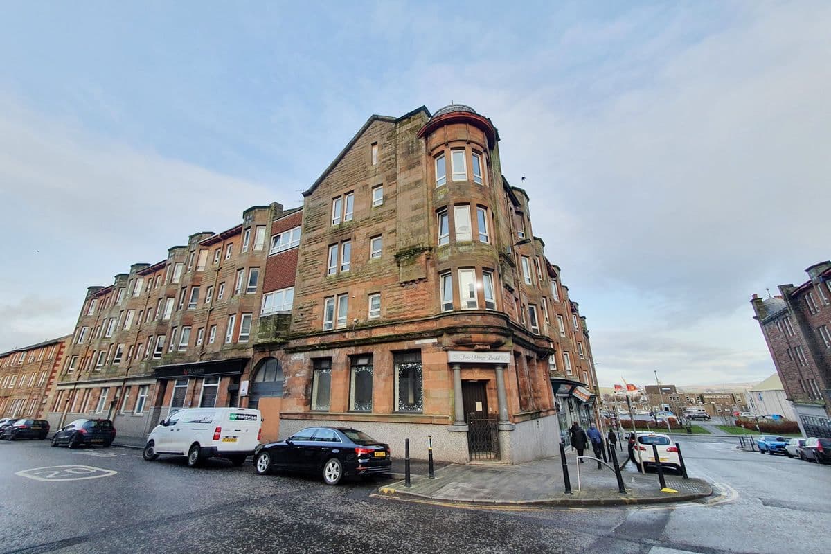 1 Bedroom Flat
