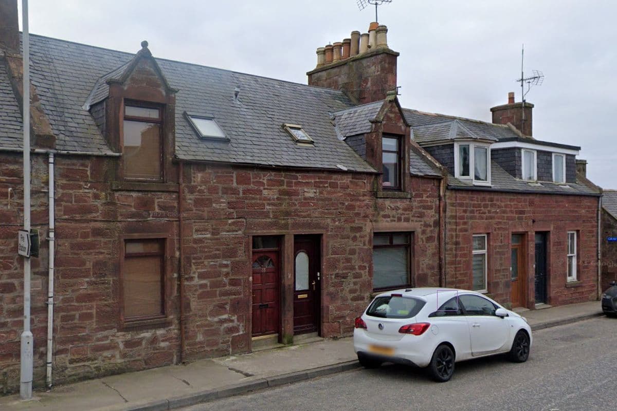 2 Bedroom House