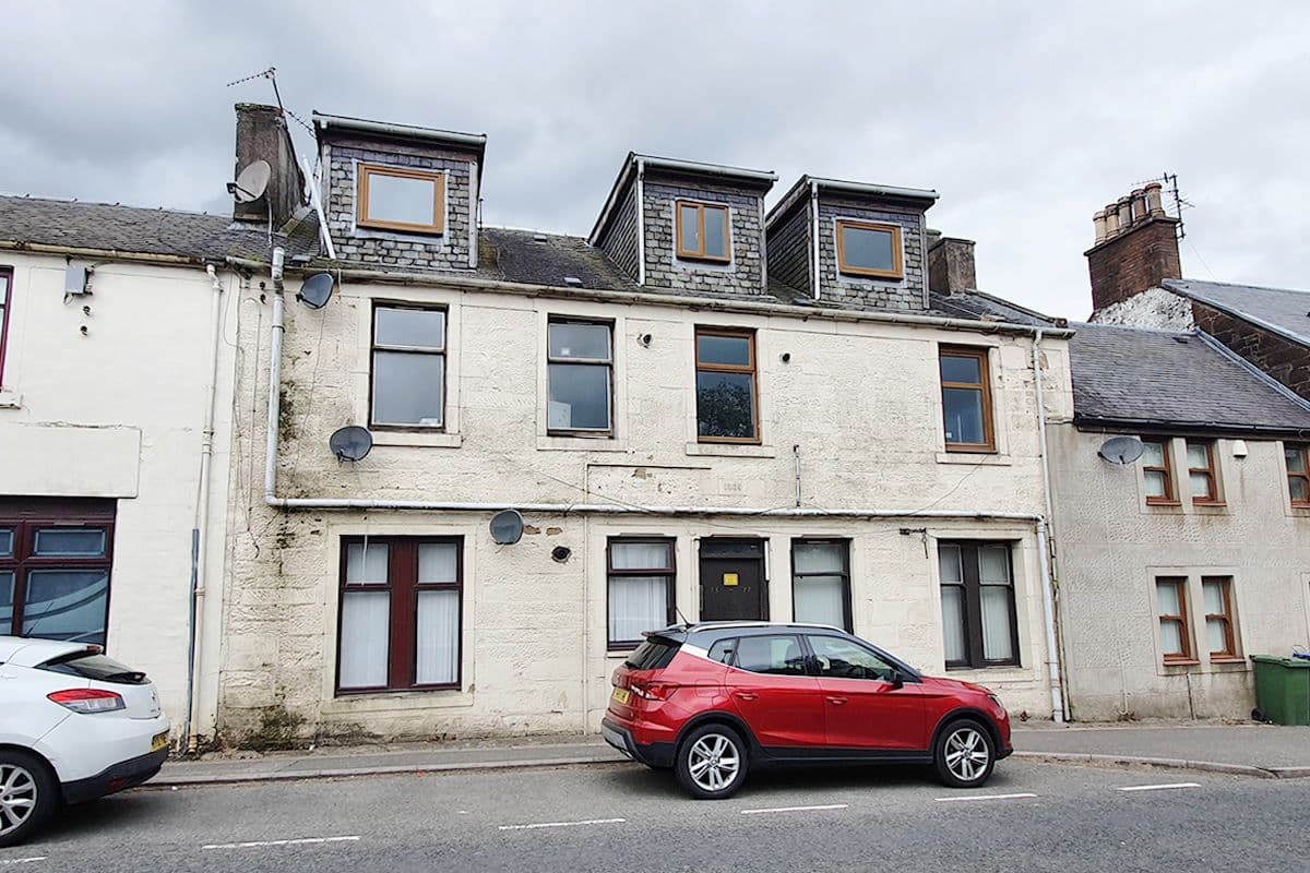 2 Bedroom Flat