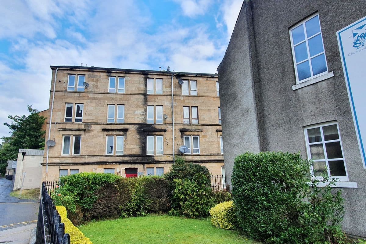 2 Bedroom Flat