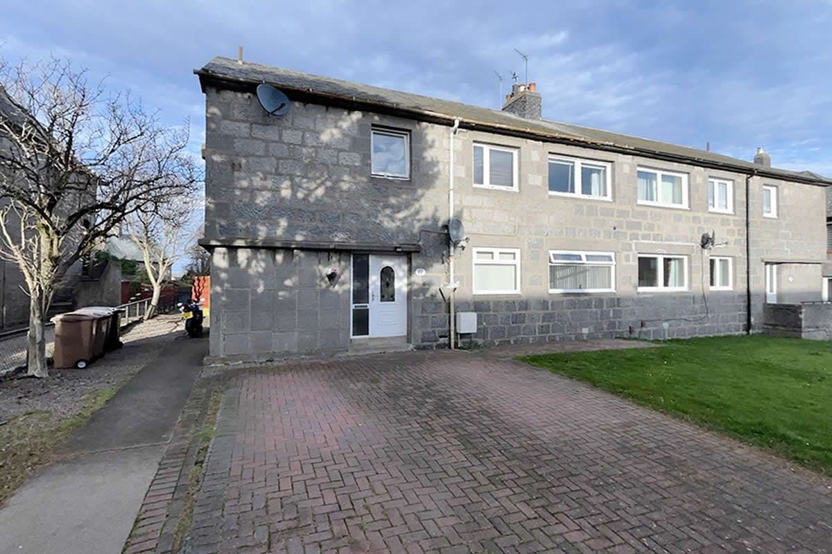 3 Bedroom Flat