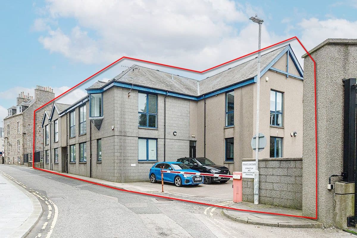 Tenanted Commercial LOT 19