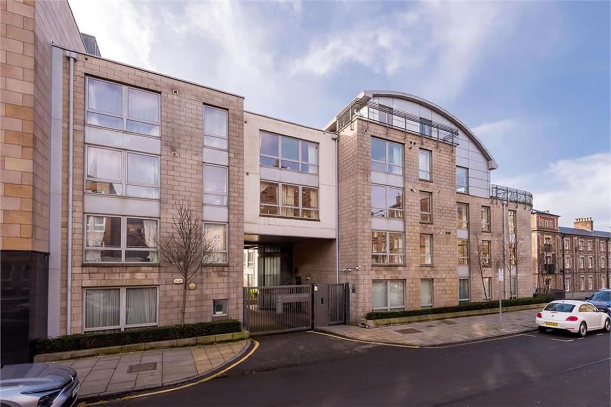 2 Bedroom Flat