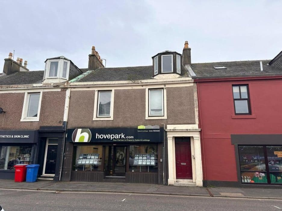 3 Bedroom Flat