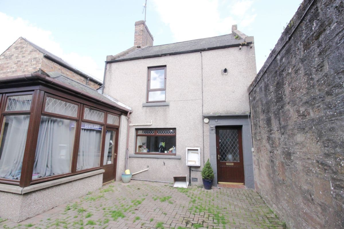 2 Bedroom House