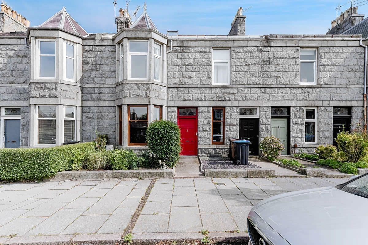 2 Bedroom Flat
