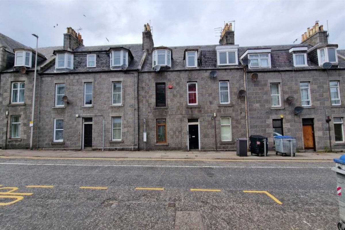 1 Bedroom Flat LOT 12