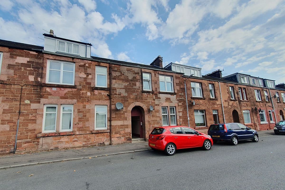 2 Bedroom Flat
