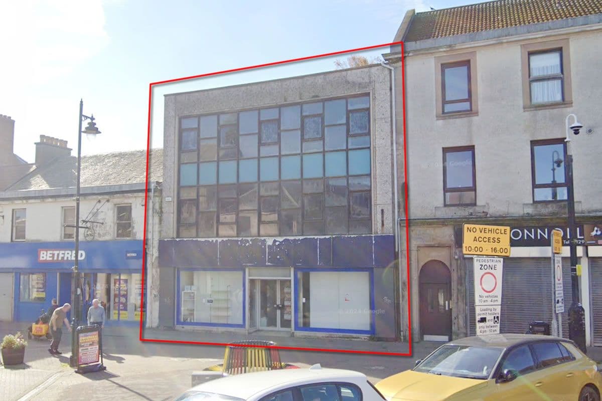 Vacant Commercial Lot 90