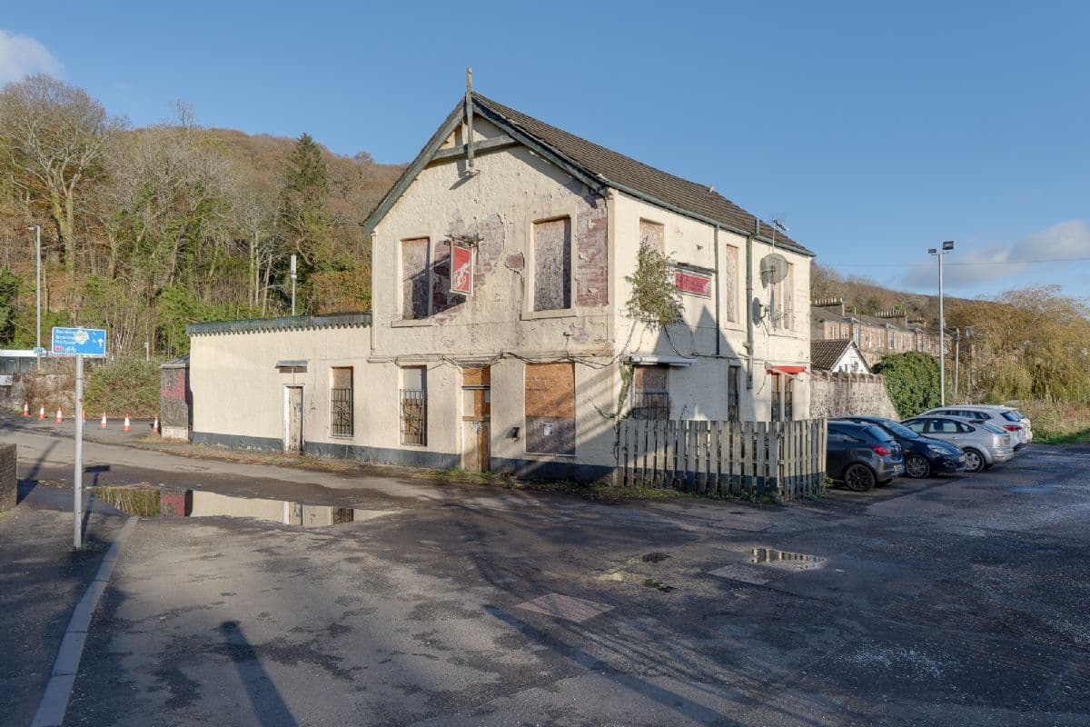 Vacant Commercial Lot 194