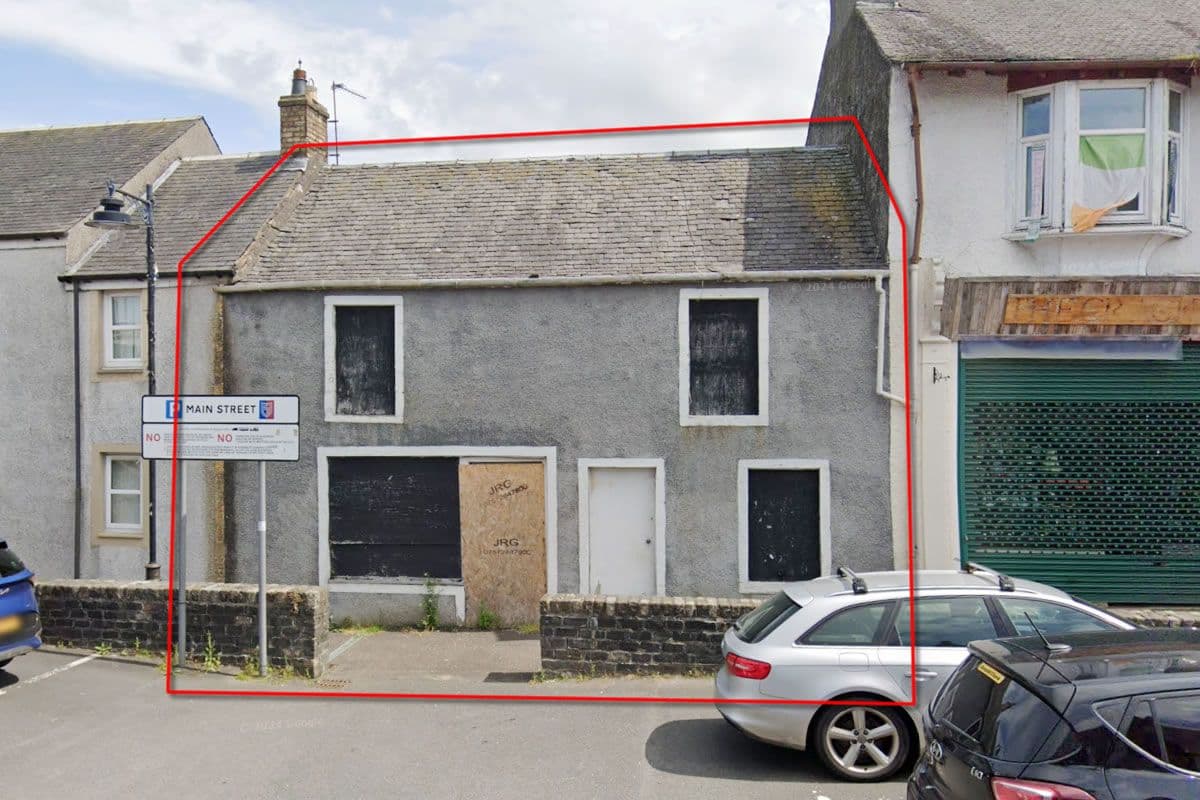 Vacant Commercial LOT 42