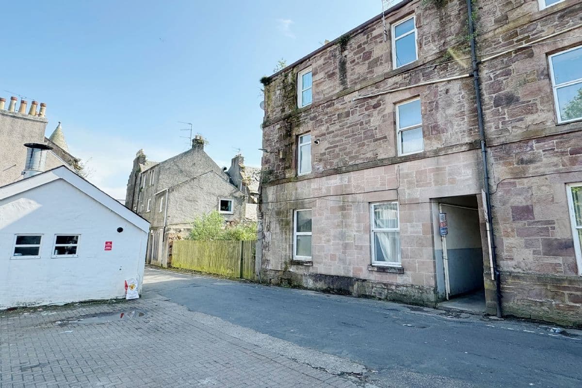 1 Bedroom Flat