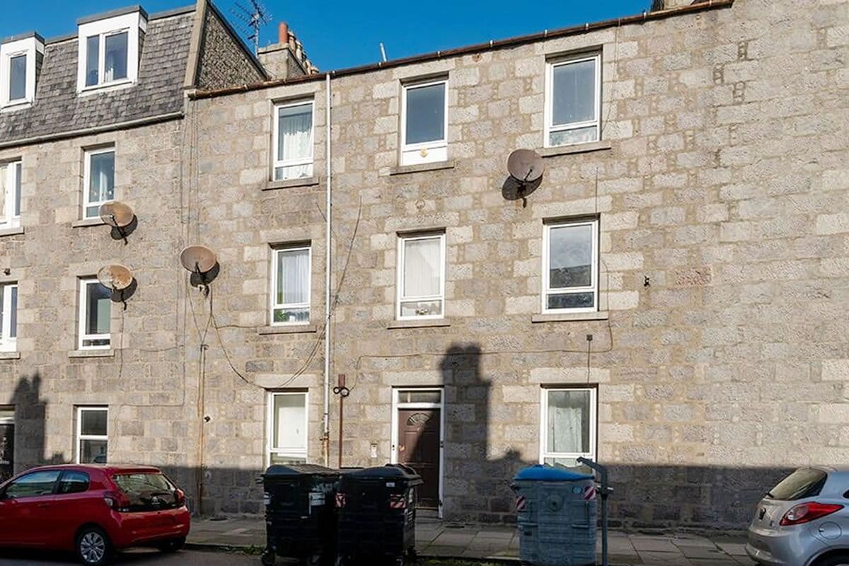 1 Bedroom Flat