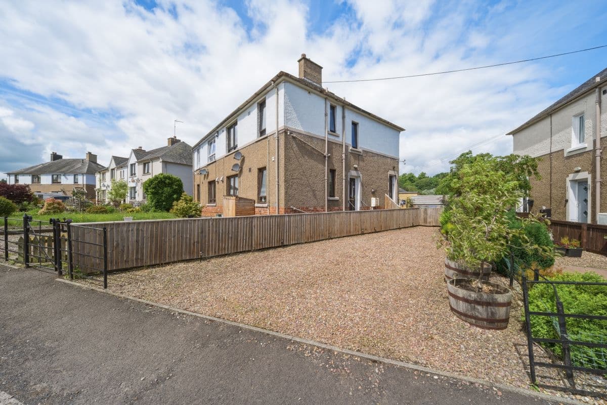 2 Bedroom Flat