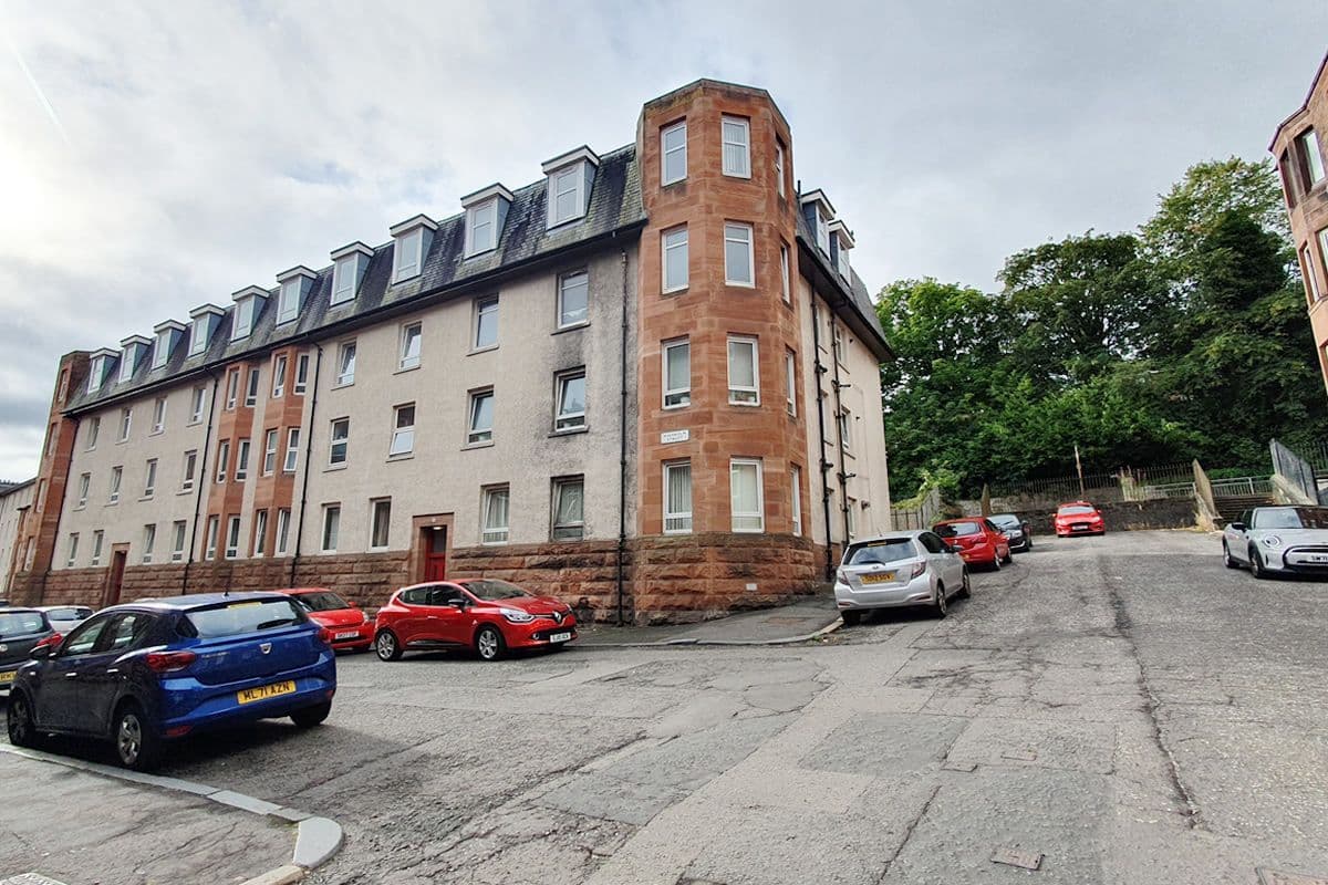 4 Bedroom Flat