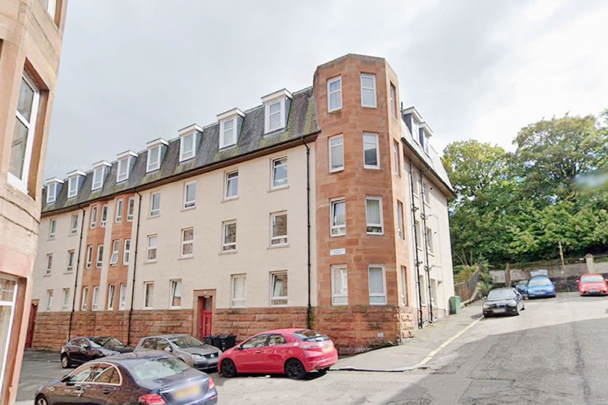 4 Bedroom Flat