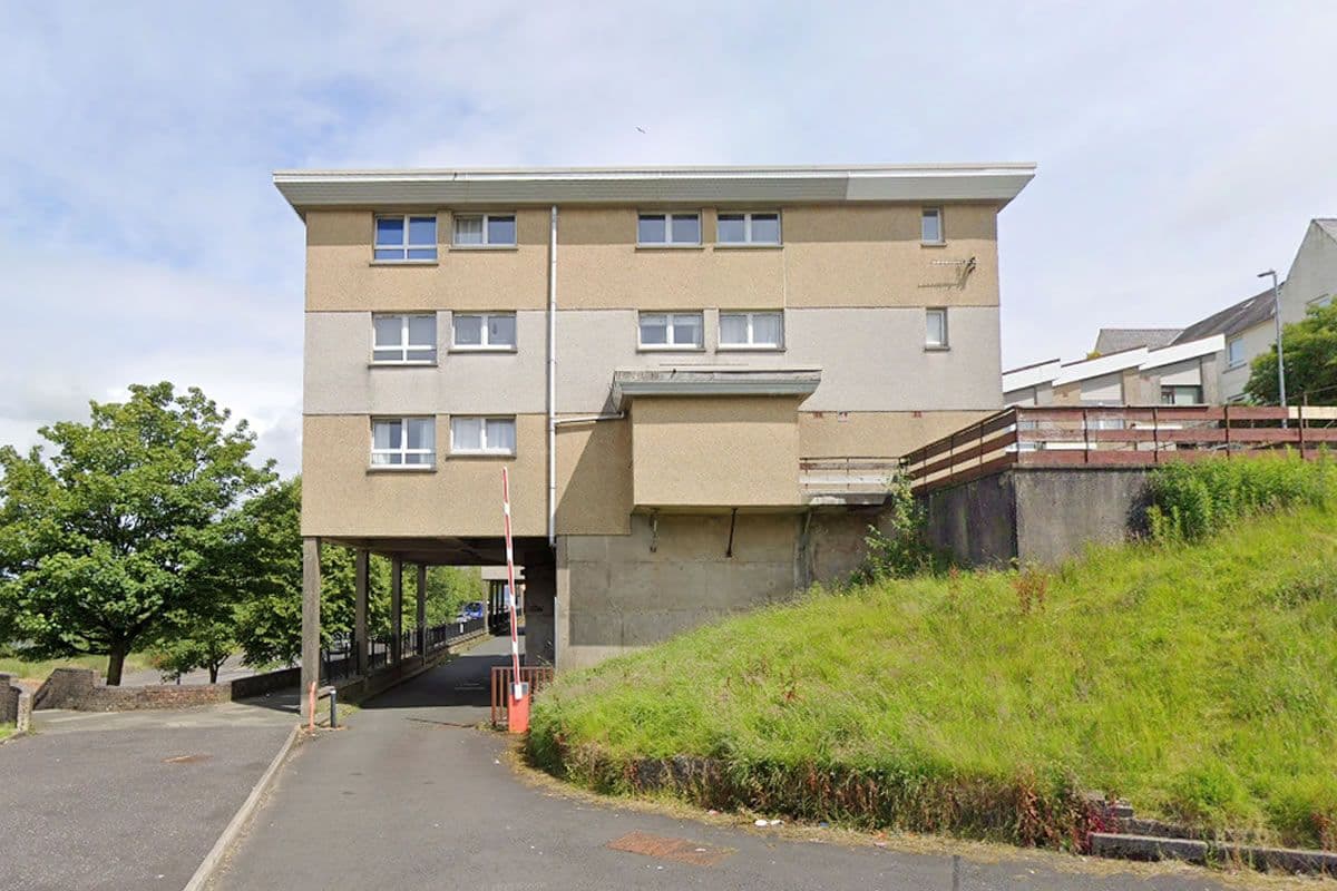 2 Bedroom Flat