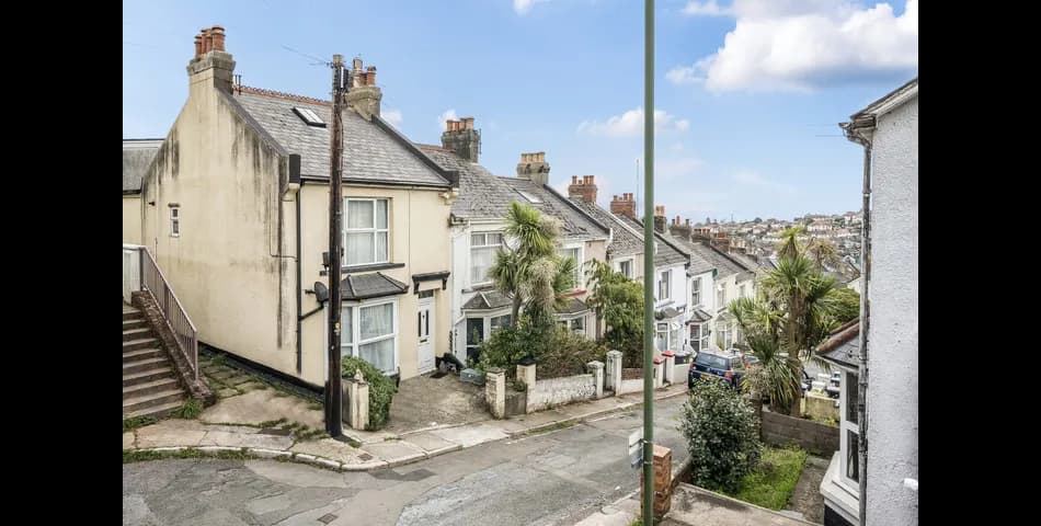 2 Bedroom Terrace Home