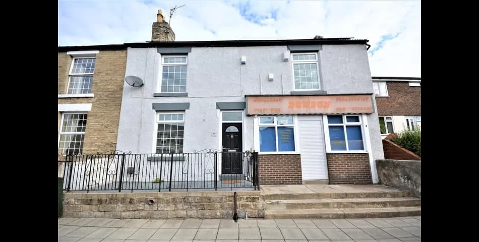 Three Bedroom Terraced House Plus Commercial Retail Area