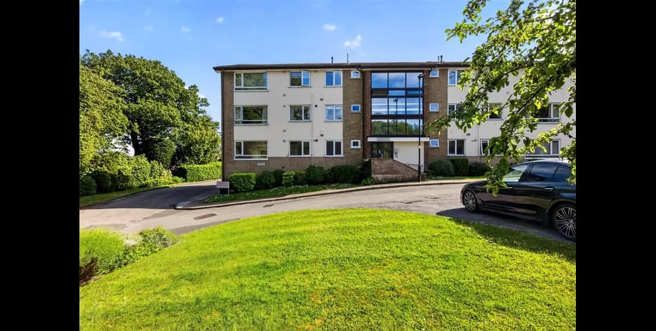 Three Bedroom First Floor Apartment
