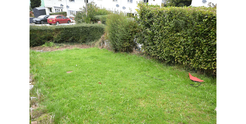 FOR SALE VIA BRADLEYS ONLINE AUCTION