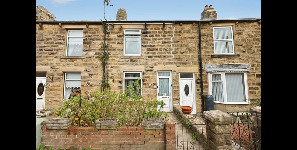Three Bedroom Mid-Terraced Cottage