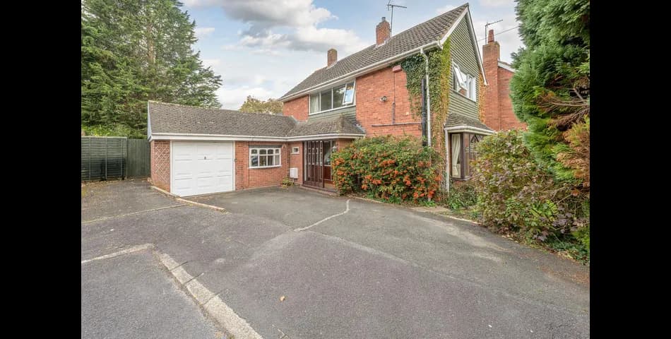 Three Bedroom Detached Property