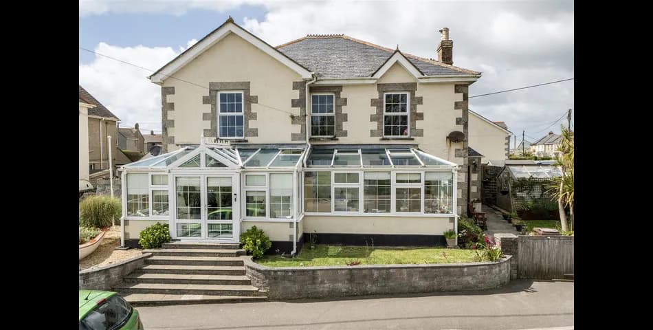 Ridgeback Lodge Hotel - Mullion, Helston