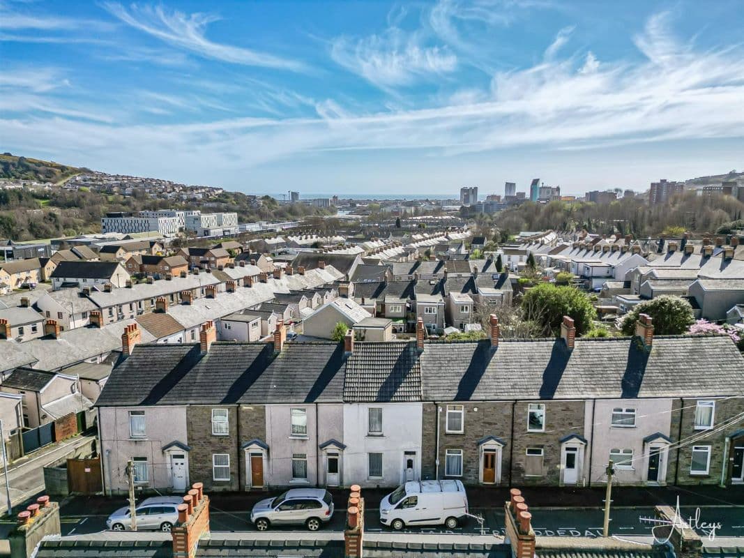 Unconditional Online Auction Sale