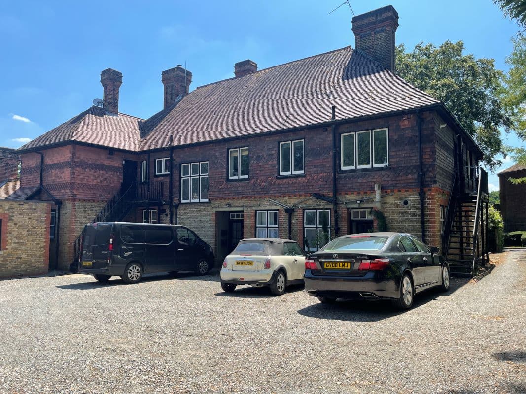 Lot 18 - 4 St. Agnes Cottages, Kings Lane, Englefield Green, Egham, Surrey, TW20 0UB