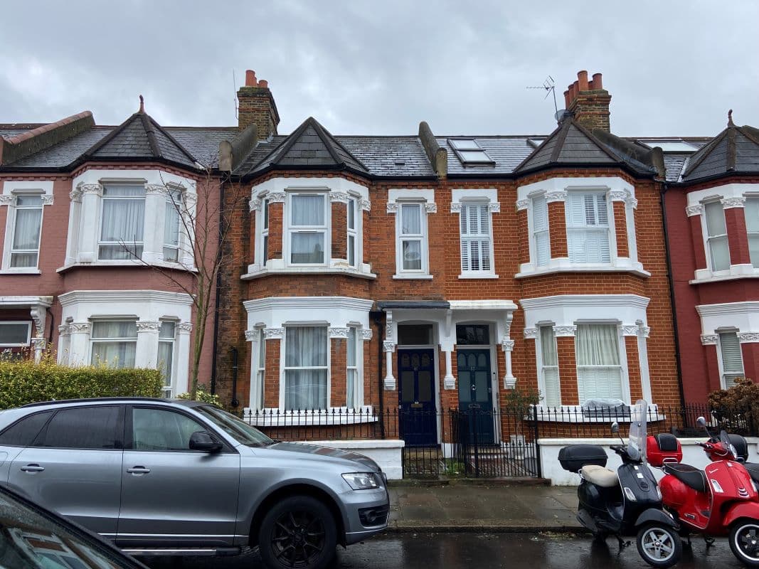 Lot 19 - Two Bedroom Ground Floor Garden Flat