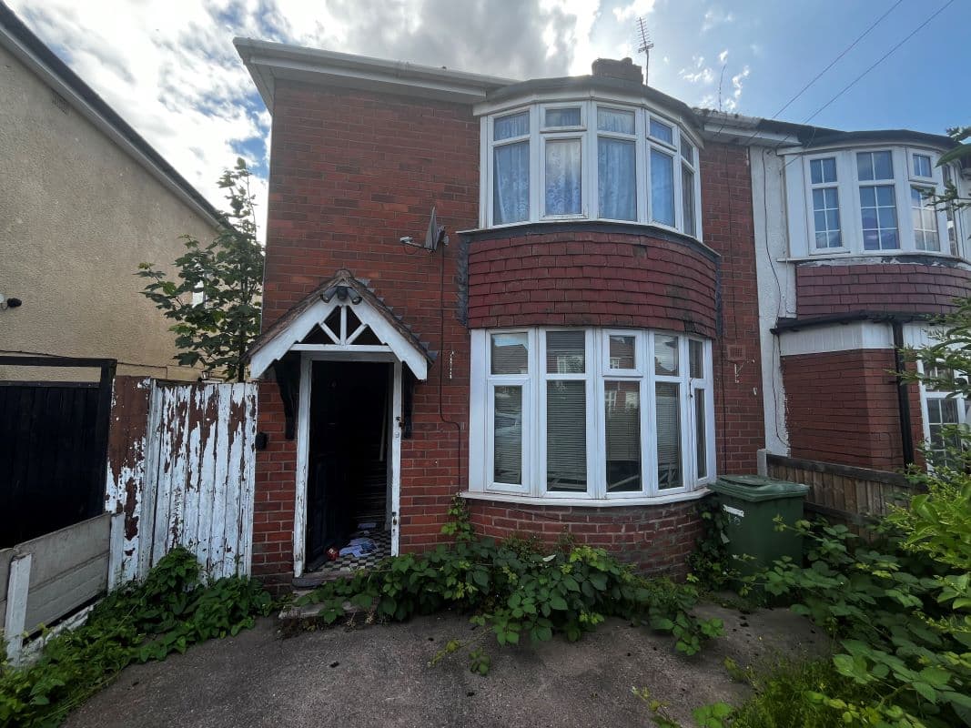 A 2 bedroom semi-detached house