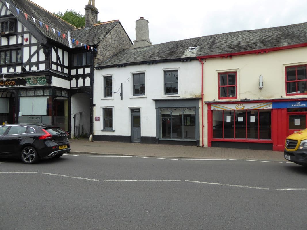 Lot 1 - 185 Highgate, Kendal, Cumbria, LA9 5AA