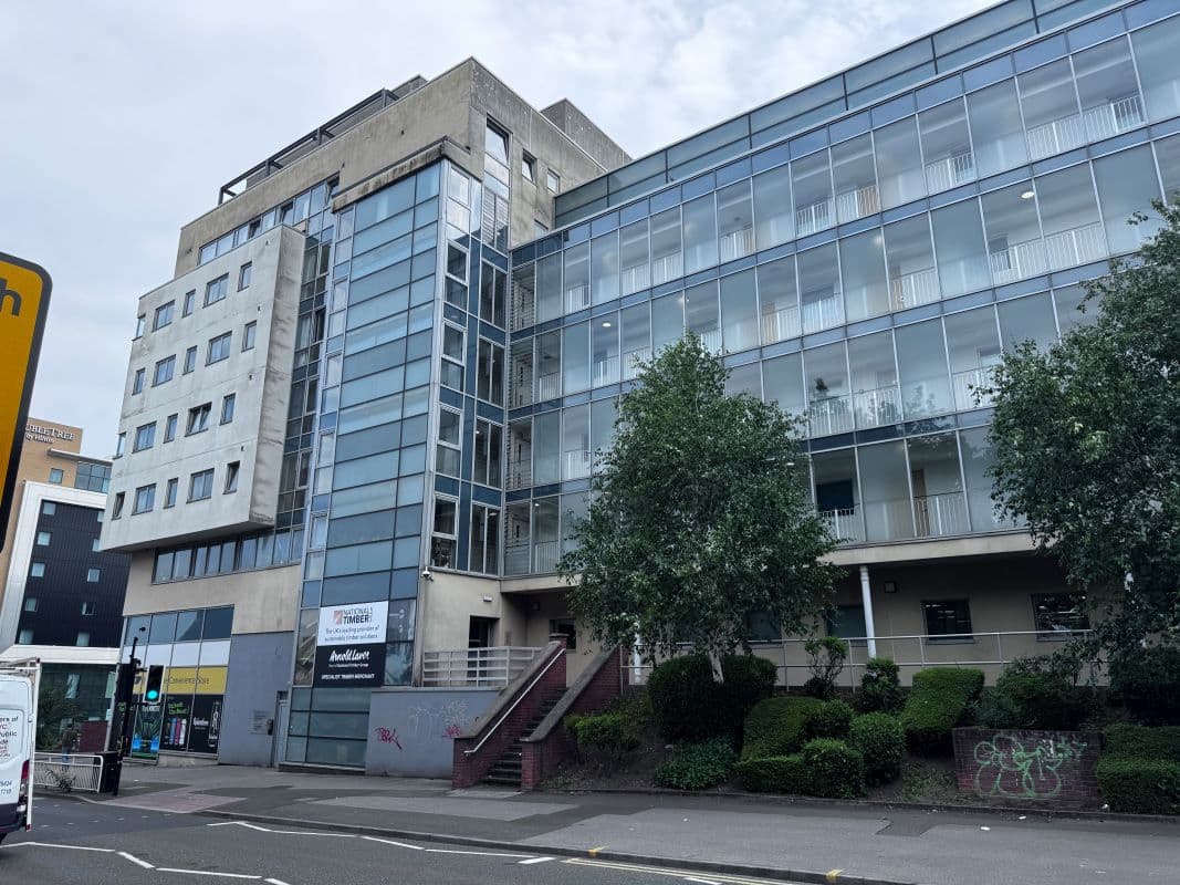 Lot 6 - Apartment 87 Anchorpoint, 323 Bramall Lane, Sheffield, South Yorkshire, S2 4RR