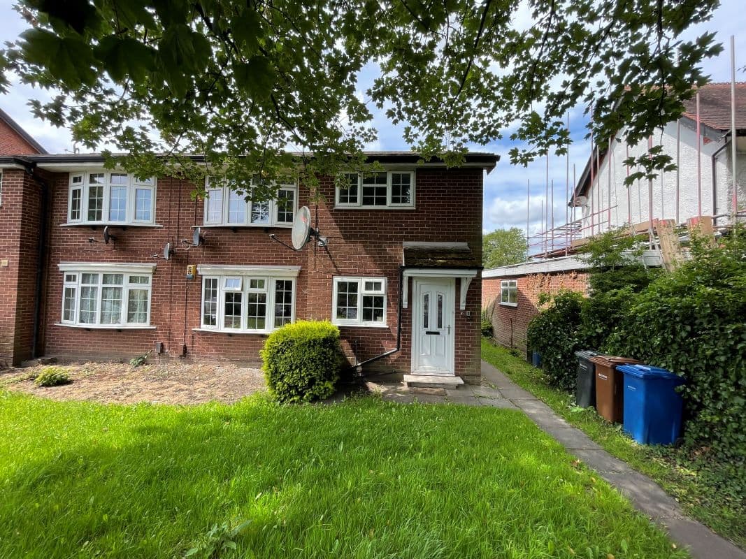 Lot 10 - 222A Bramhall Lane, Stockport, Cheshire, SK3 8TE