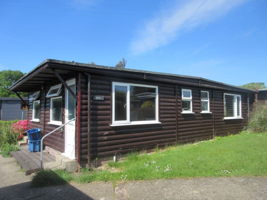 Pinza, Dwyfor Ranch, Llanystumdwy, Criccieth, Gwynedd, LL52 0SU