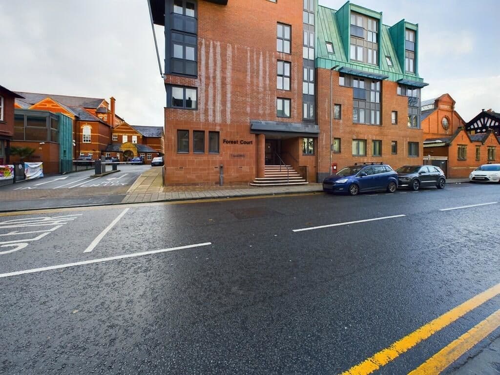 Apartment 38 Forest Court, Union Street, Chester, Cheshire, CH1 1AB