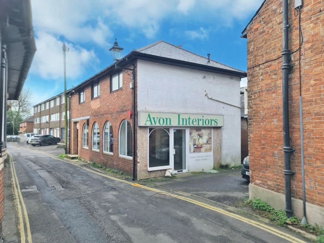 Kings House, Kings Arms Lane, Ringwood, Hampshire, BH24 1AH