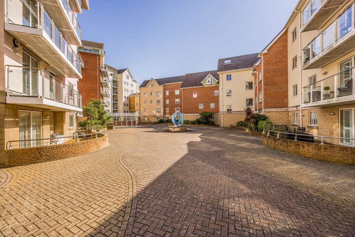 Exceptional Two Double Bedroom Coastal Apartment – Prime for Investment, or Second Home.