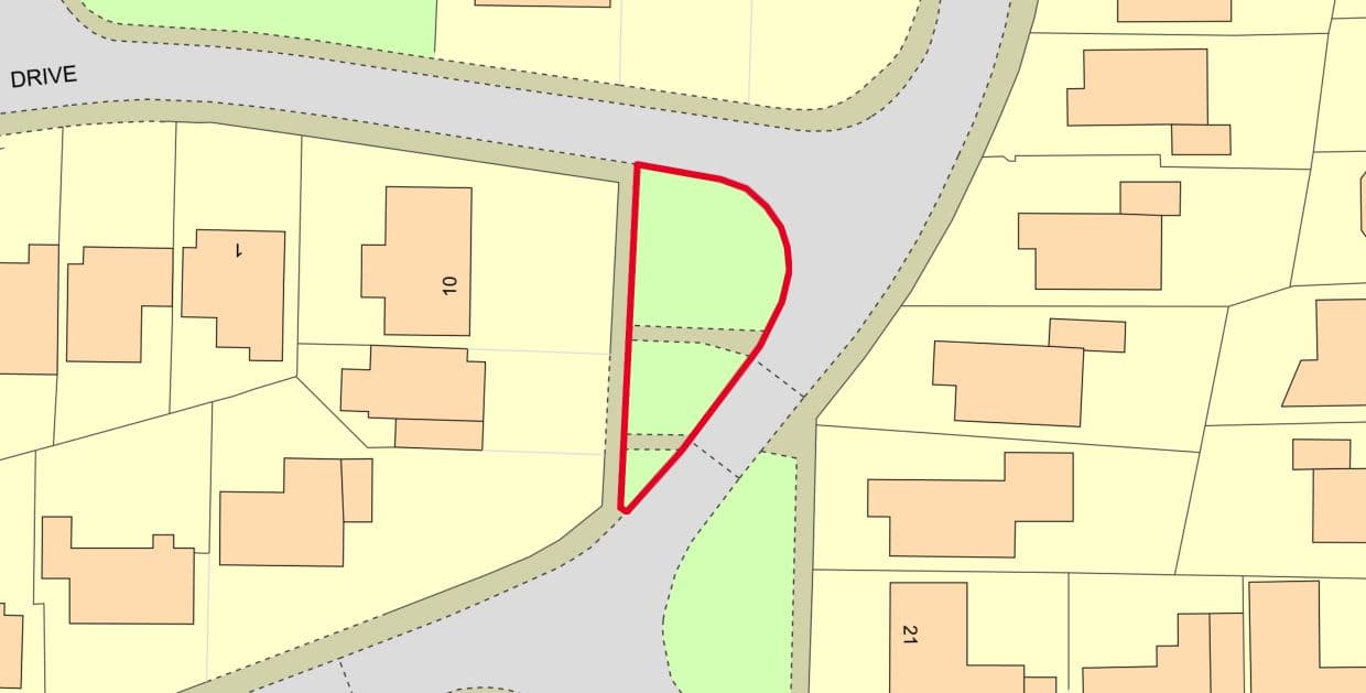 Land on the Corner of Stocks Park Drive and Medway Lane