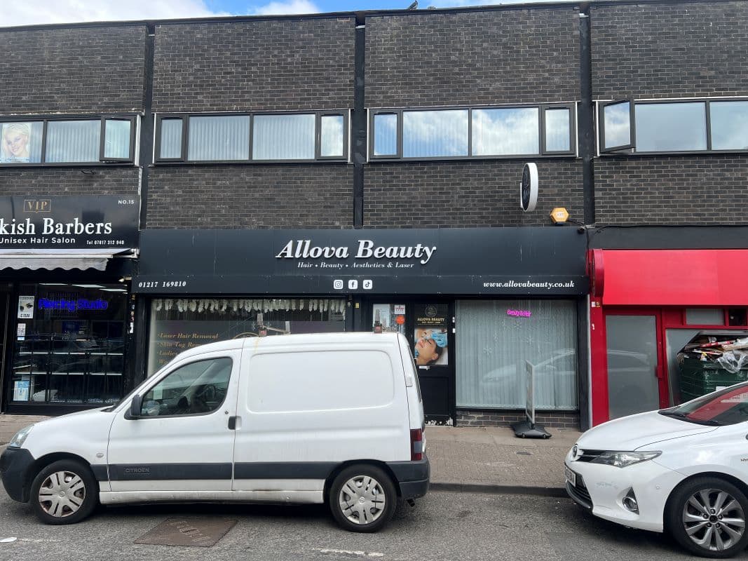 Freehold retail investment property