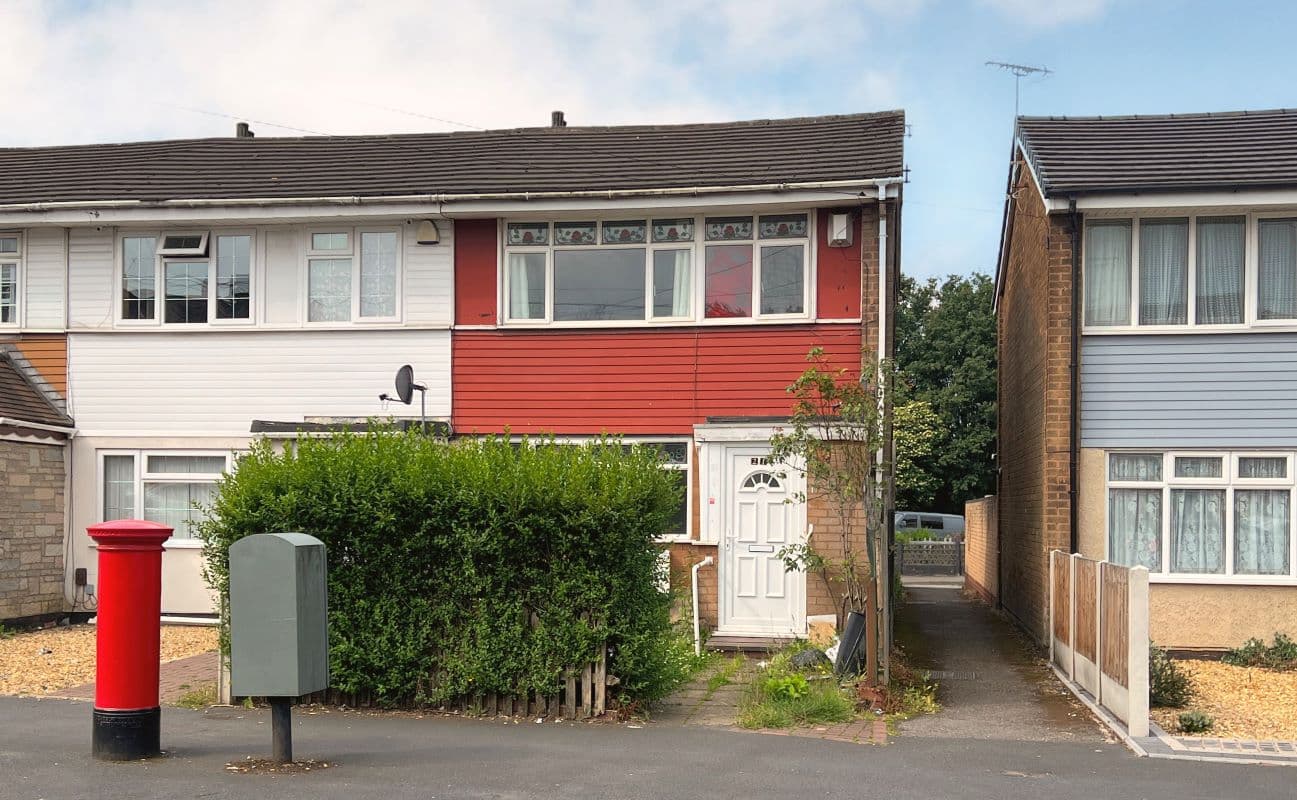3 bedroom end terraced house in Walsall