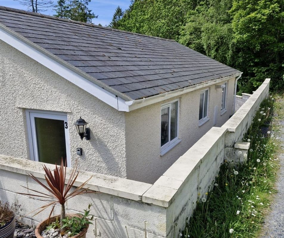 Hightide 3 Plas Panteidal, Aberdovey, Gwynedd, LL35 0RF