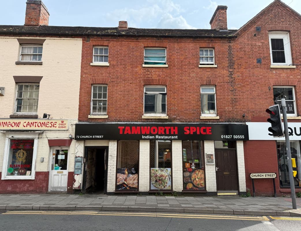 Freehold town centre restaurant/takeaway in Tamworth
