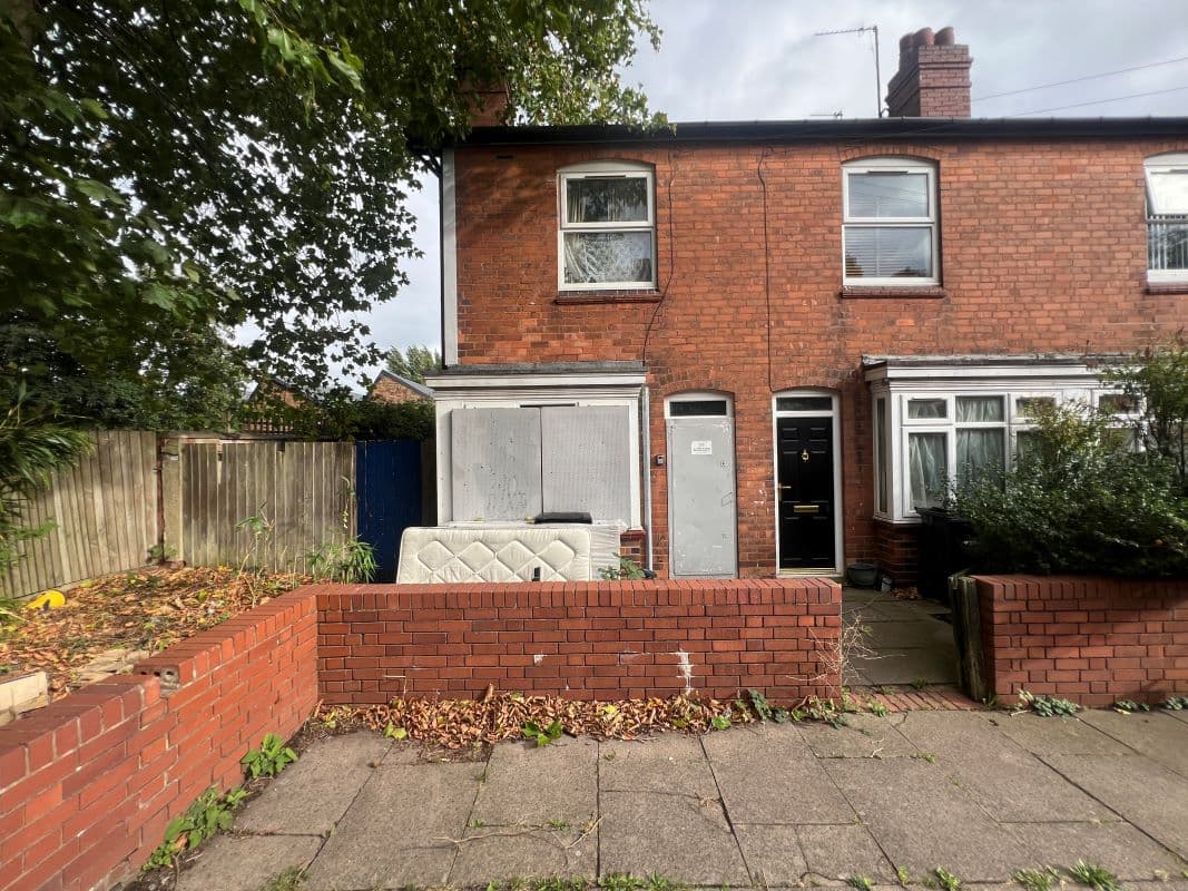 A vacant freehold end terraced property in Balsall Heath