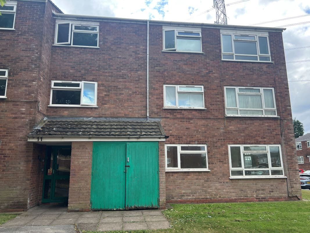Flat 9, 11 Clent Way, Bartley Green, Birmingham, B32 4NN