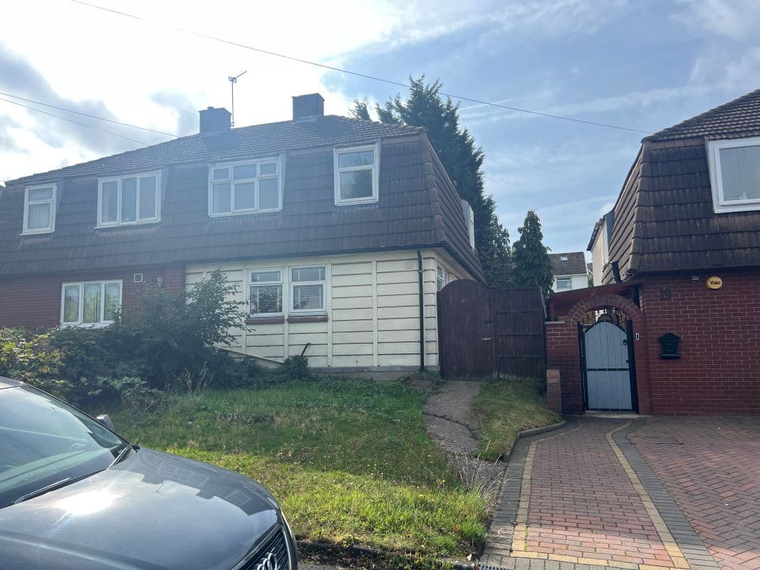 3 bedroom semi detached property in Coventry