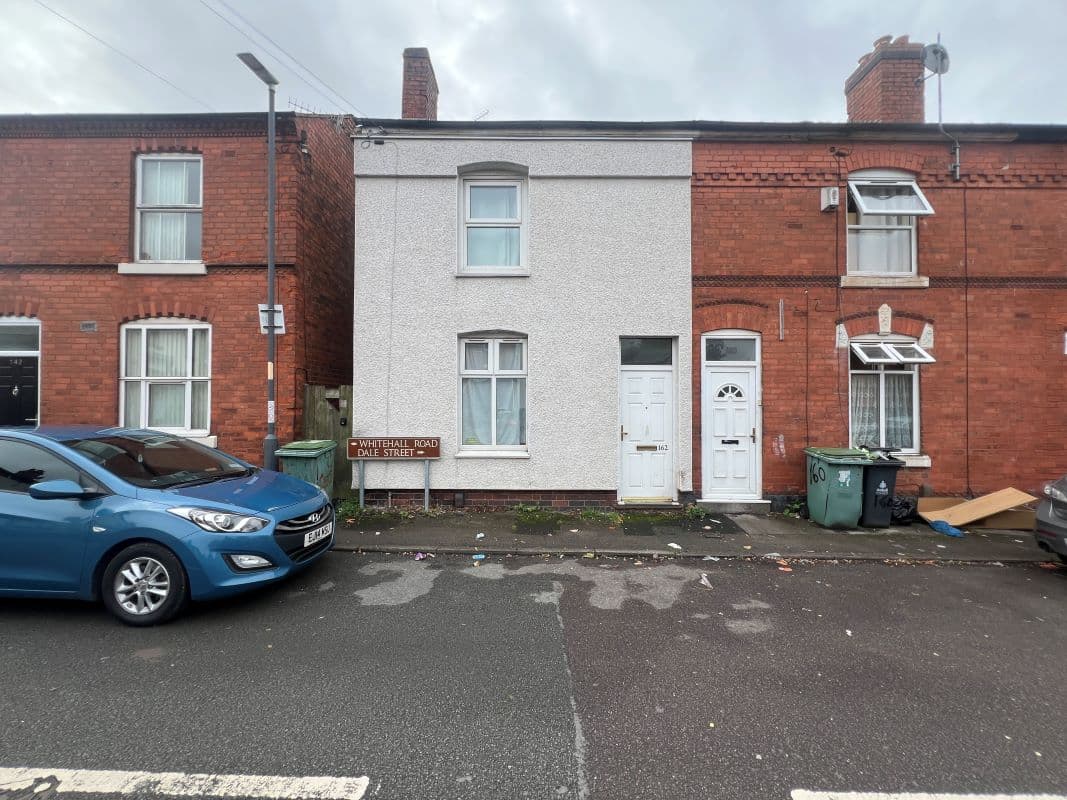 2 bedroom end terraced property in Walsall