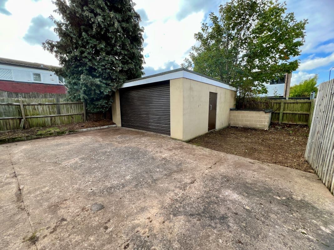 Garage & Land to the rear